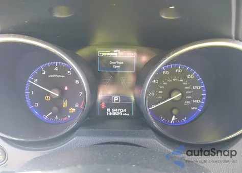 2018 Subaru Legacy 2.5I Premium z USA, uszkodzony, nr VIN 4S3BNAF65J3036245